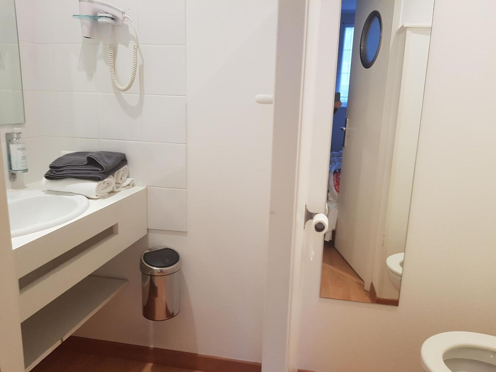 Hotel La Marine, Vieux Port لا روشيل الغرفة الصورة