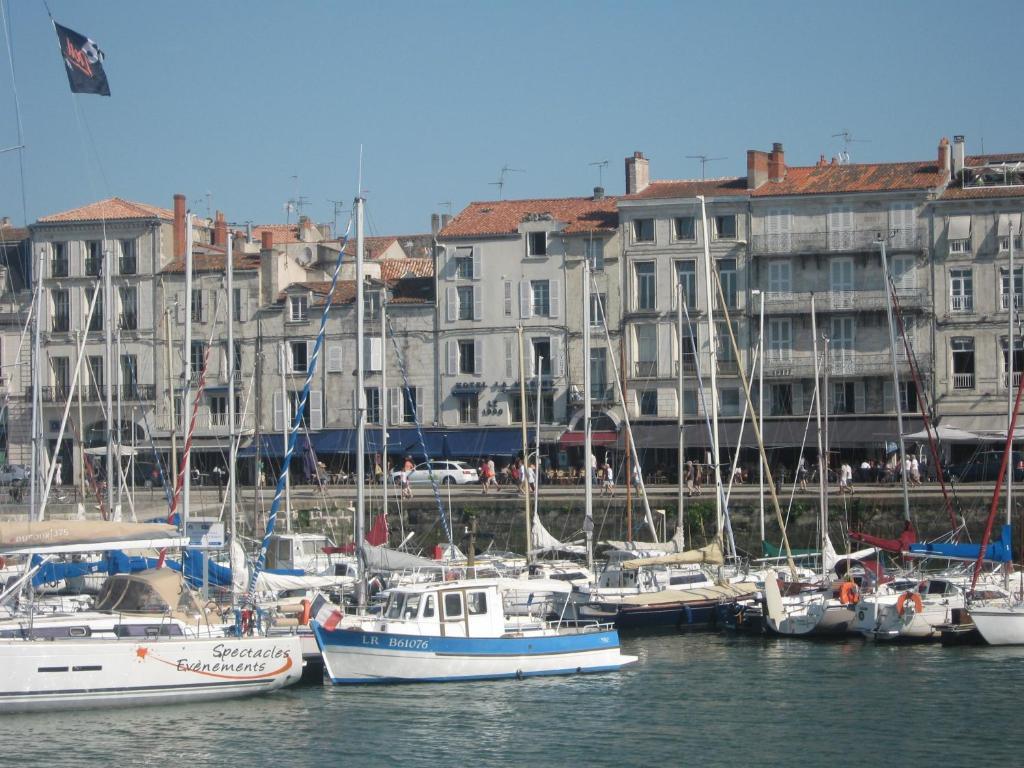 Hotel La Marine, Vieux Port لا روشيل المظهر الخارجي الصورة